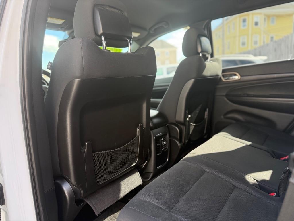 Jeep Grand Cherokee Laredo 4WD 2015