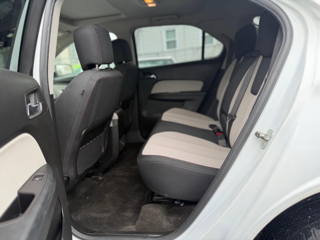 Chevrolet Equinox 1LT 2WD 2011