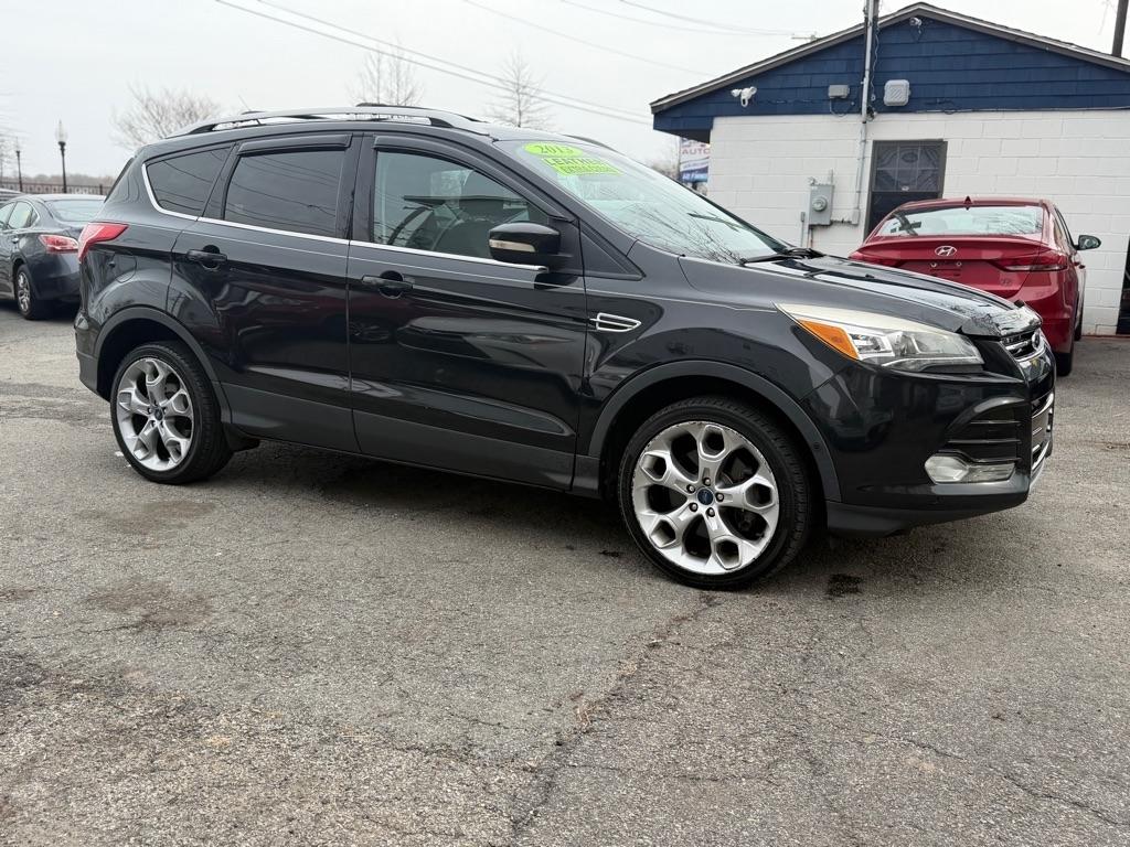 Ford Escape Titanium 4WD 2013