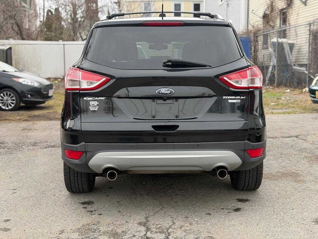 Ford Escape Titanium 4WD 2013