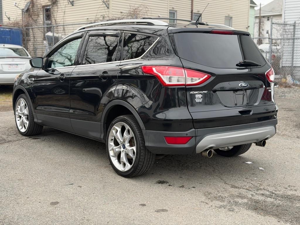 Ford Escape Titanium 4WD 2013