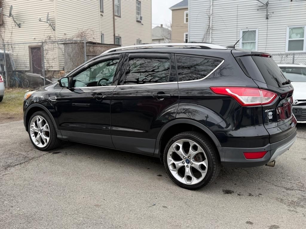 Ford Escape Titanium 4WD 2013