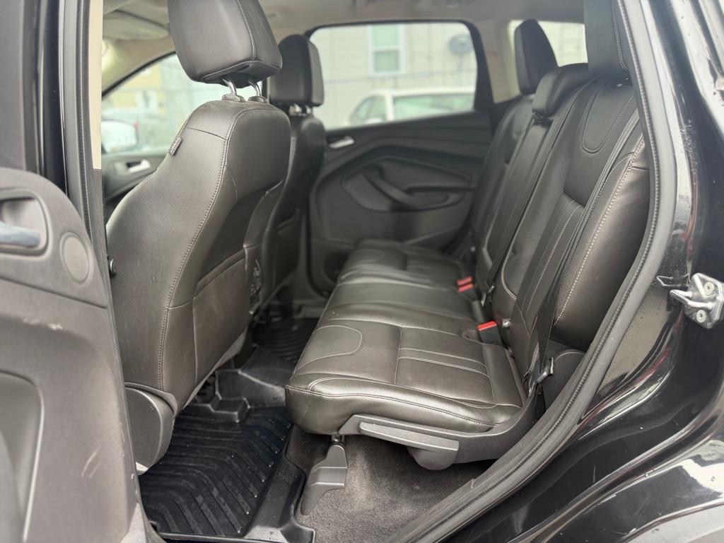 Ford Escape Titanium 4WD 2013