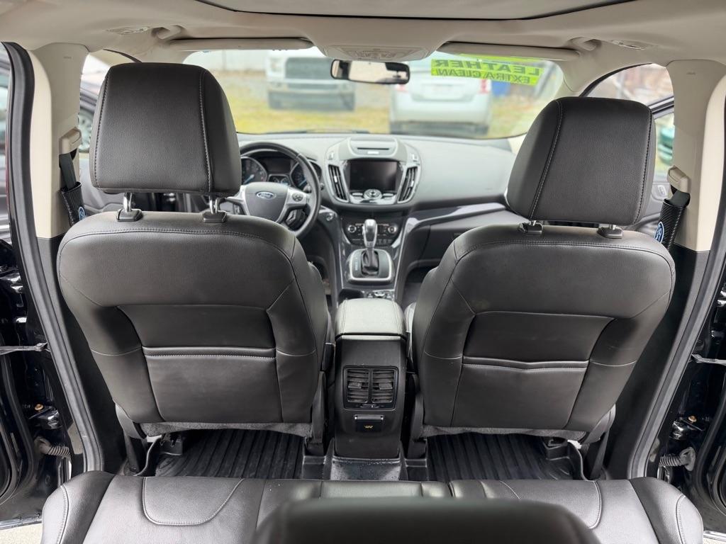 Ford Escape Titanium 4WD 2013