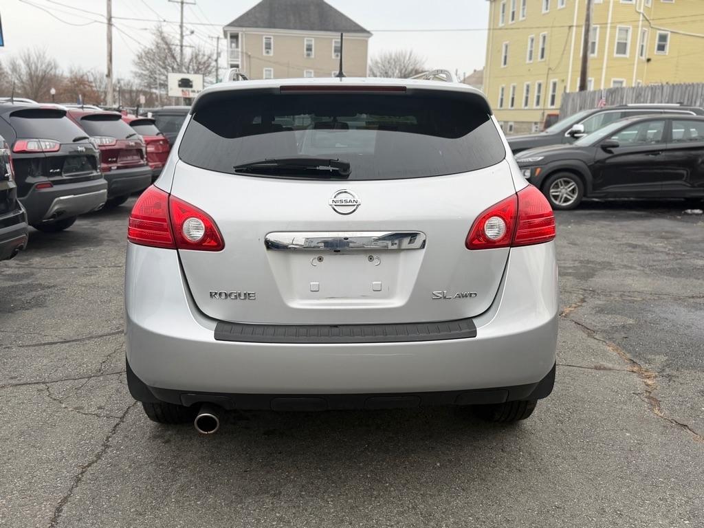 Nissan Rogue S AWD 2012