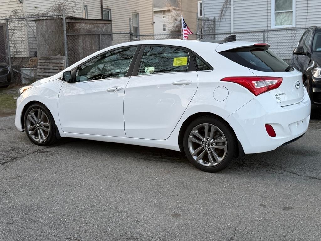 Hyundai Elantra GT A/T 2016