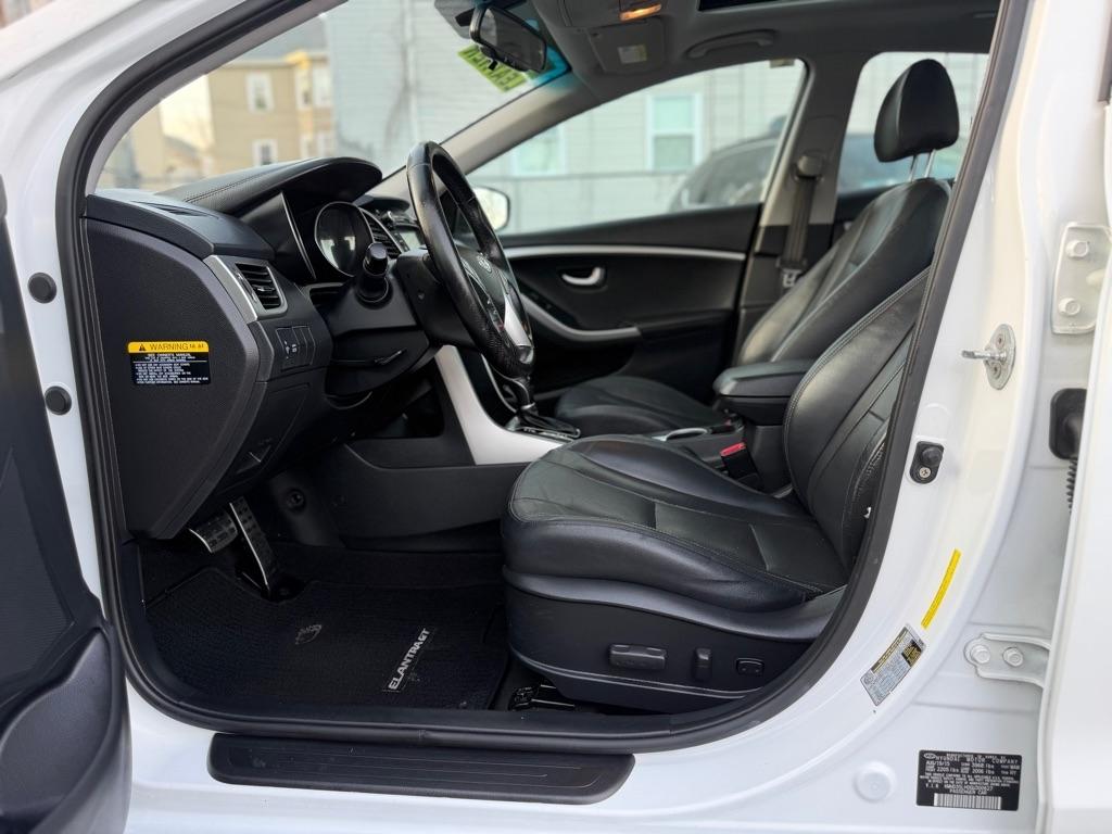 Hyundai Elantra GT A/T 2016