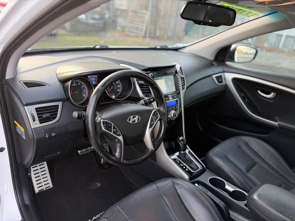 Hyundai Elantra GT A/T 2016