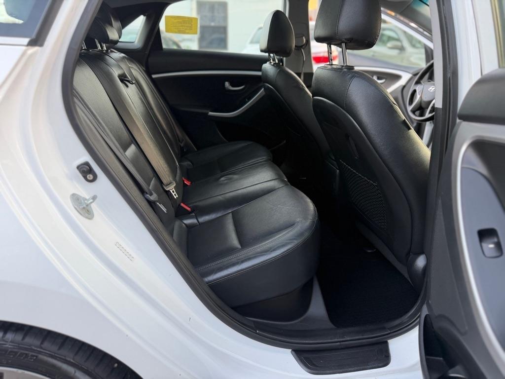 Hyundai Elantra GT A/T 2016