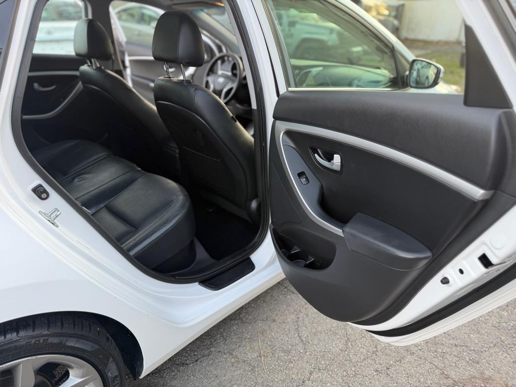 Hyundai Elantra GT A/T 2016