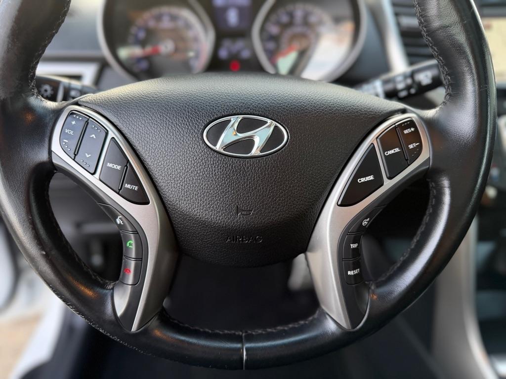 Hyundai Elantra GT A/T 2016