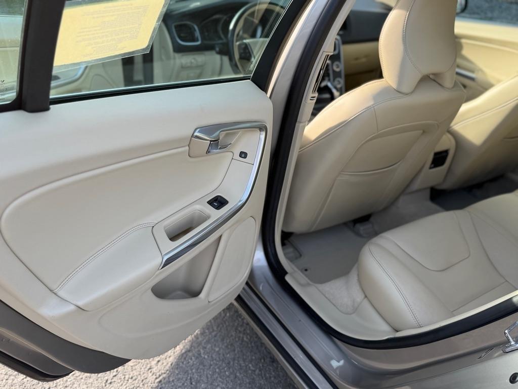 Volvo S60 2.5 Premier 4WD 2015