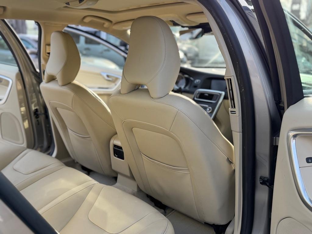 Volvo S60 2.5 Premier 4WD 2015