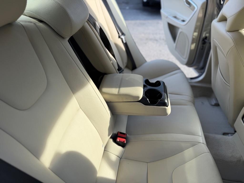 Volvo S60 2.5 Premier 4WD 2015