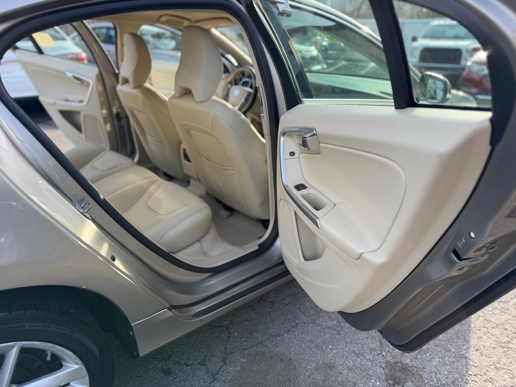 Volvo S60 2.5 Premier 4WD 2015