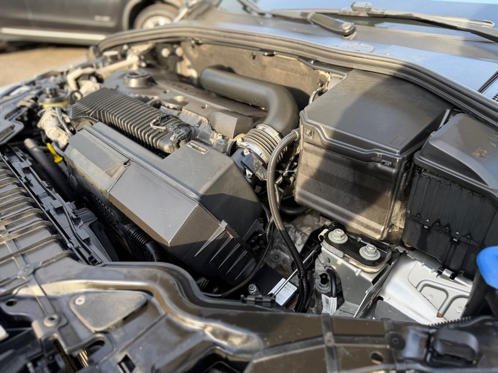 Volvo S60 2.5 Premier 4WD 2015