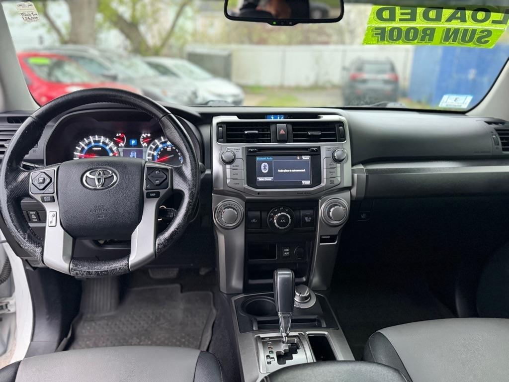 Toyota 4Runner SR5 4WD 2016