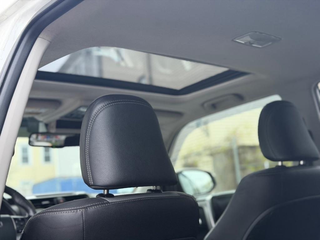 Toyota 4Runner SR5 4WD 2016