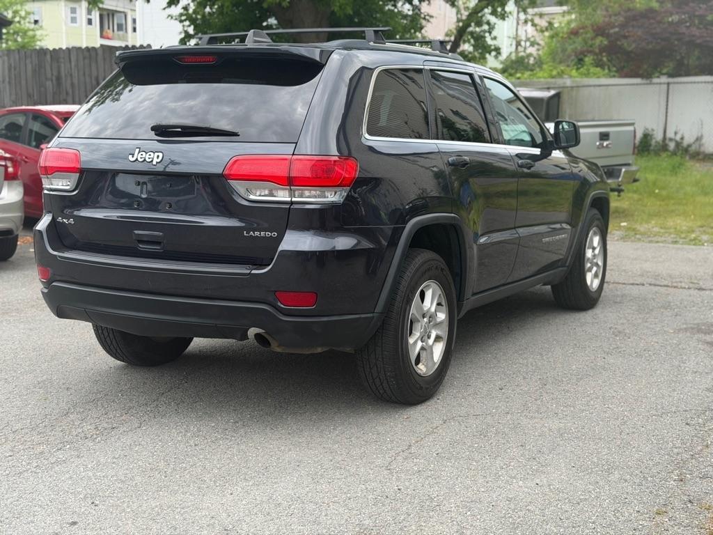 Jeep Grand Cherokee Laredo 4WD 2016