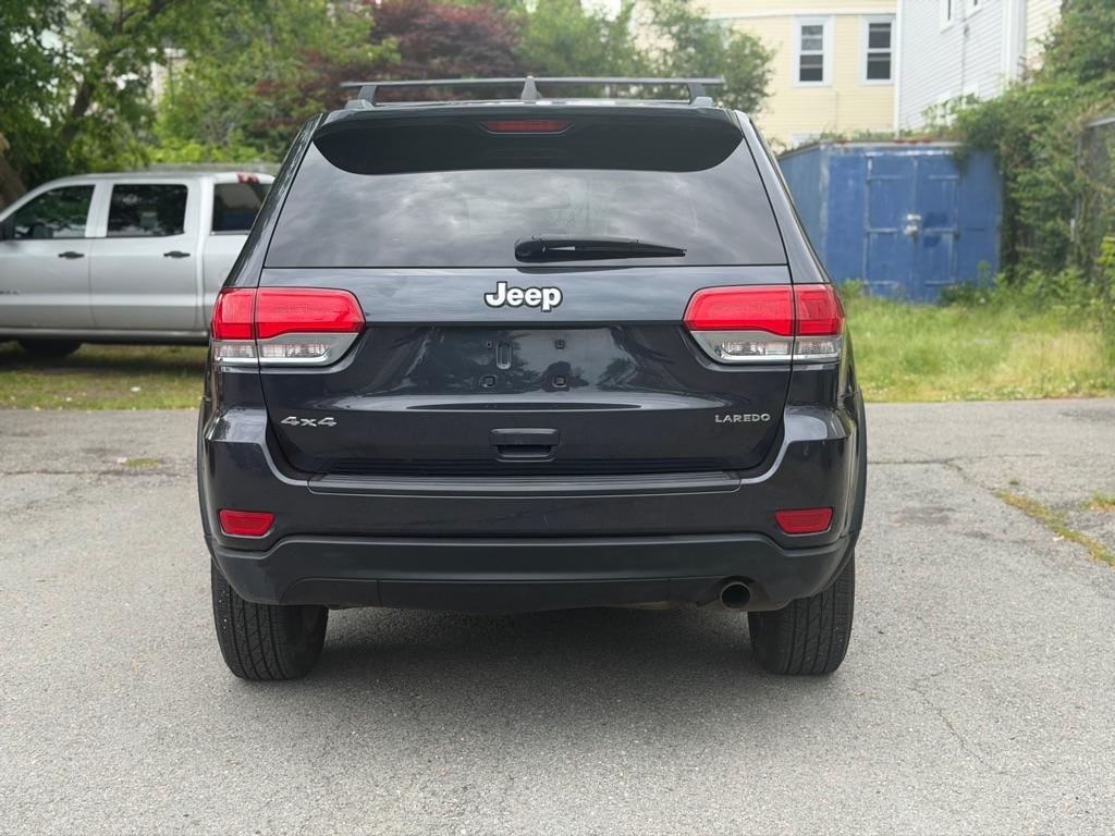Jeep Grand Cherokee Laredo 4WD 2016