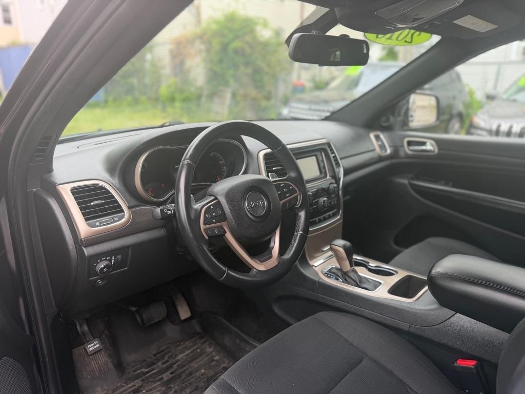 Jeep Grand Cherokee Laredo 4WD 2016