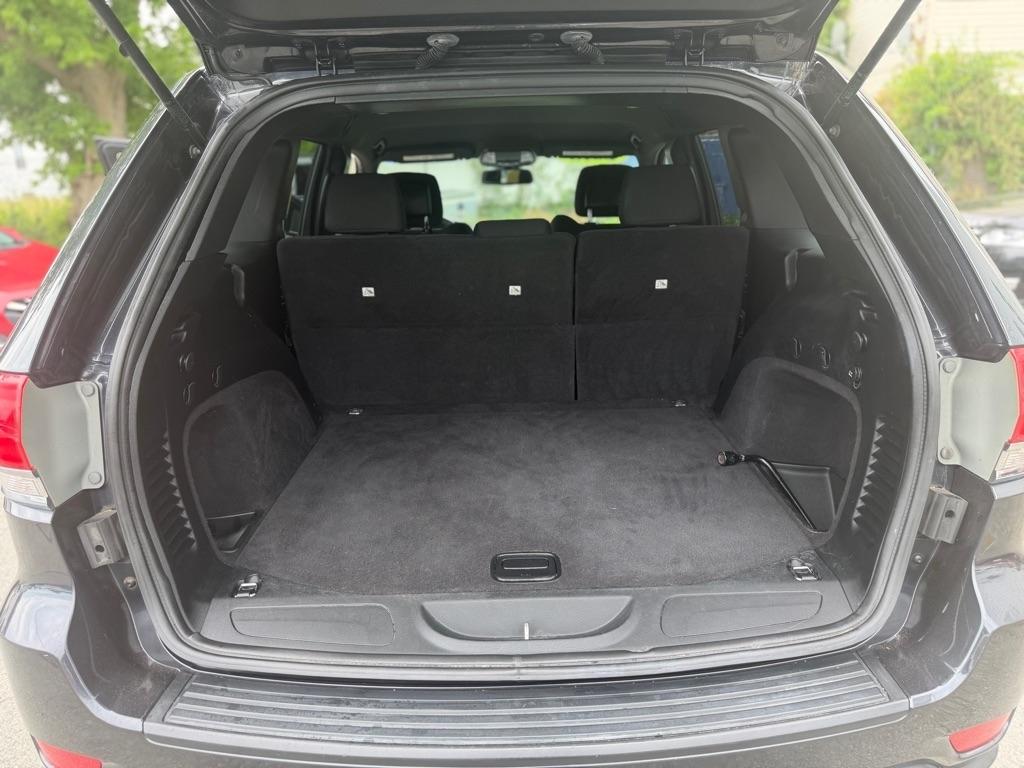 Jeep Grand Cherokee Laredo 4WD 2016