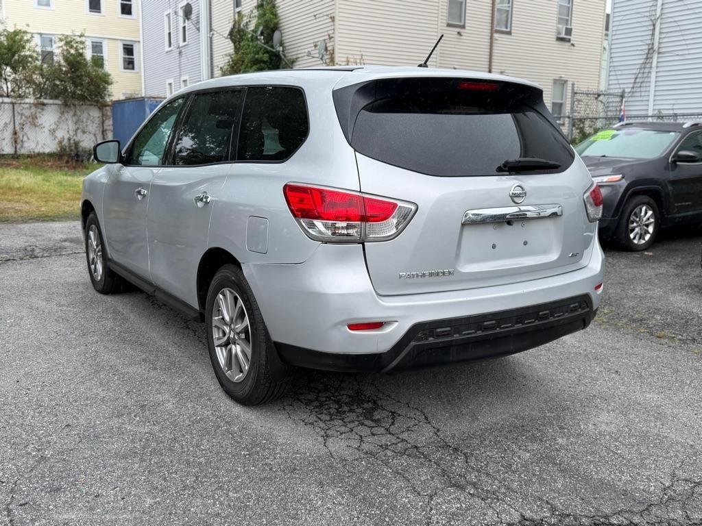 Nissan Pathfinder S 4WD 2014