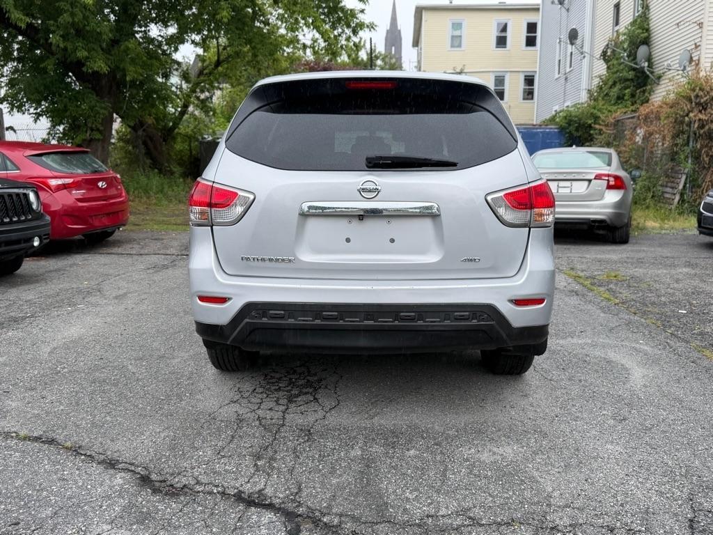 Nissan Pathfinder S 4WD 2014
