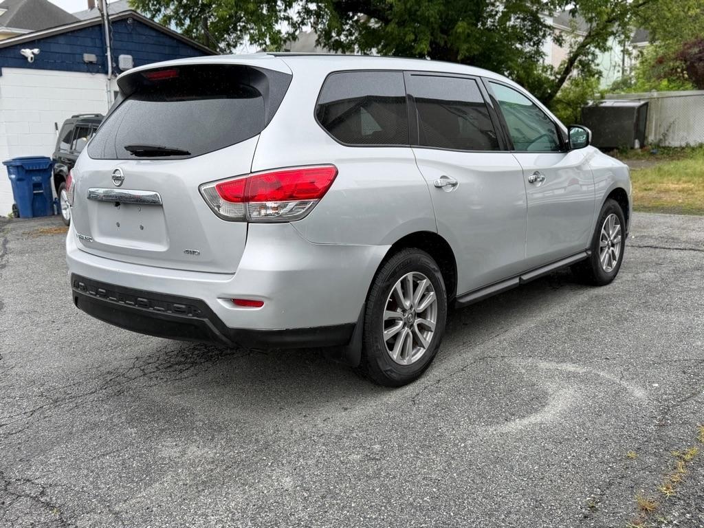 Nissan Pathfinder S 4WD 2014