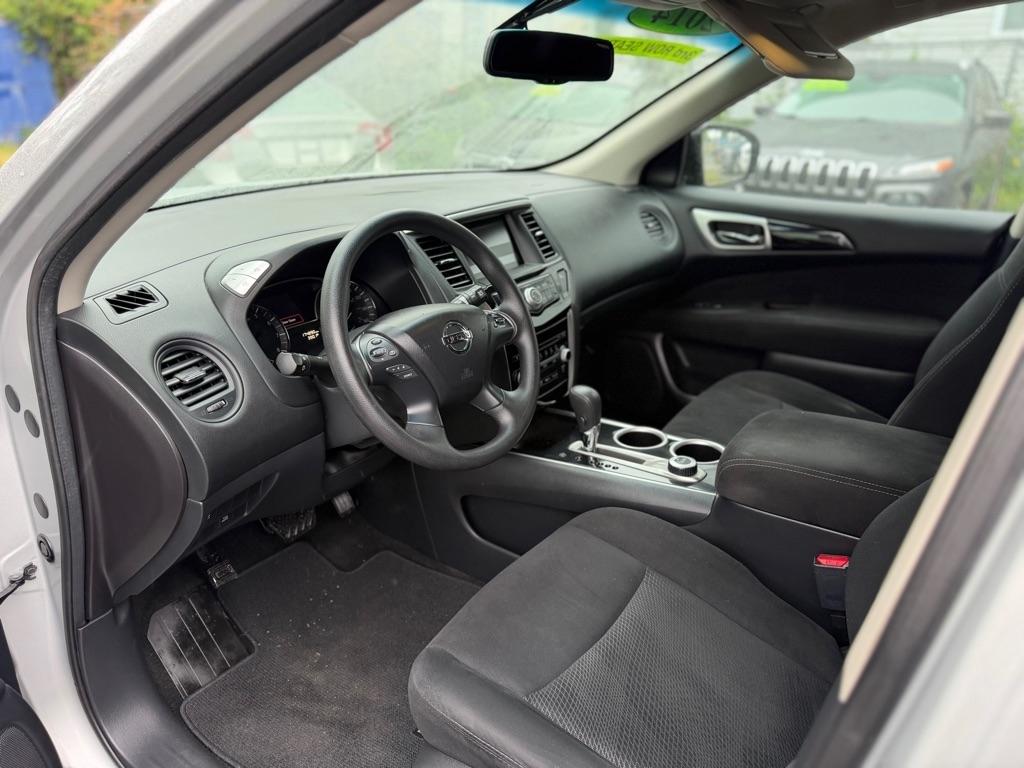 Nissan Pathfinder S 4WD 2014