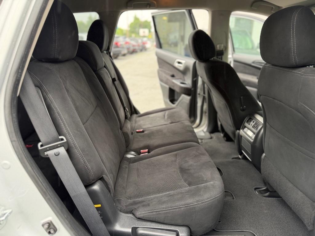 Nissan Pathfinder S 4WD 2014