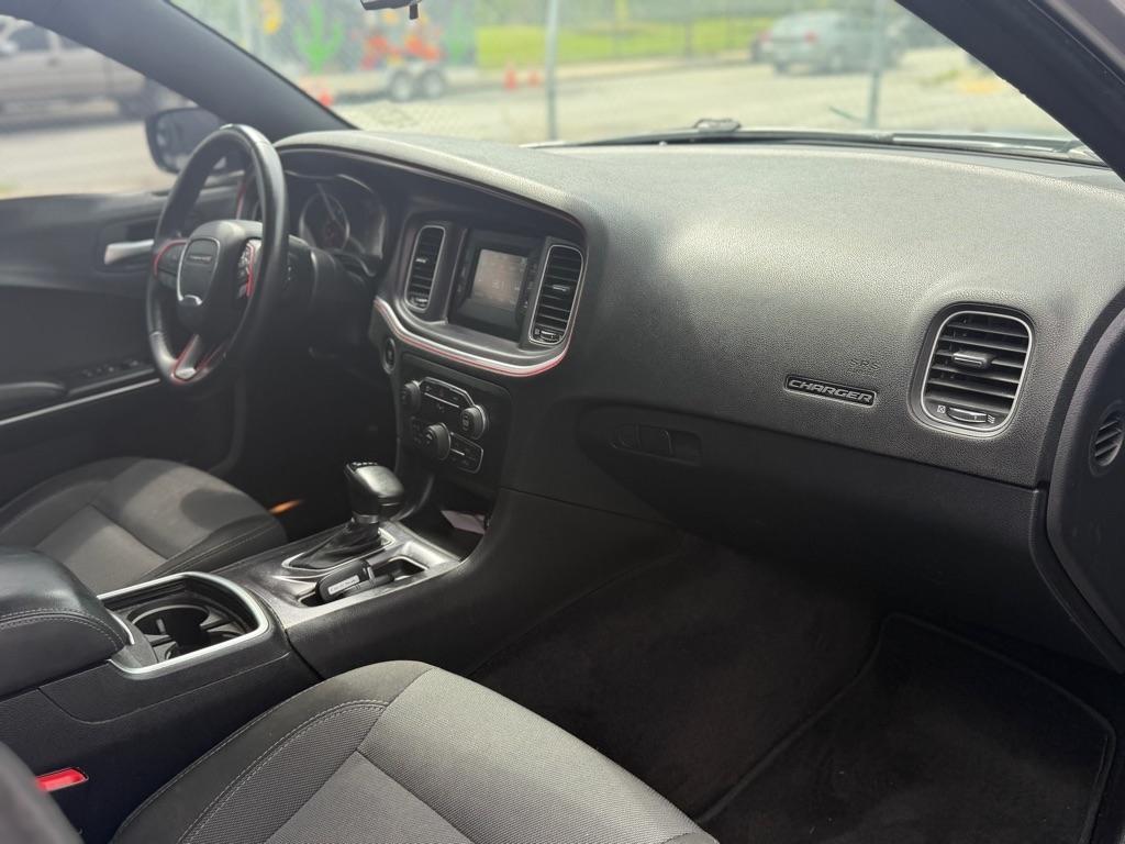 Dodge Charger SE AWD 2016