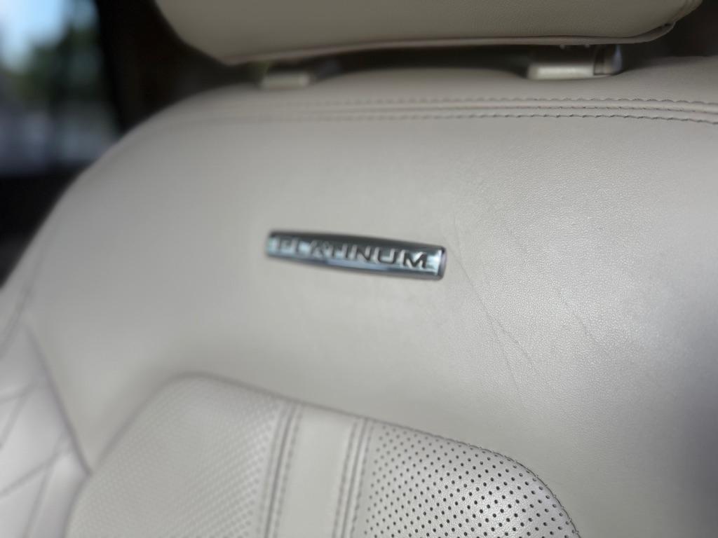 Ford Expedition Platinum 4WD 2018