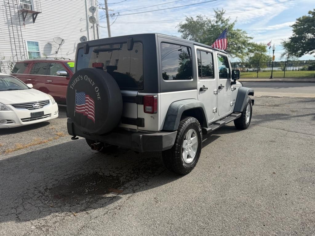 Jeep Wrangler Unlimited Sport 4WD 2011