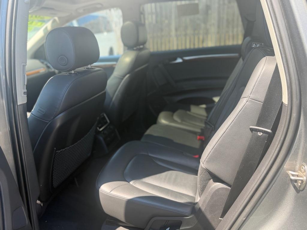 Audi Q7 3.0T Premium Plus quattro 2015