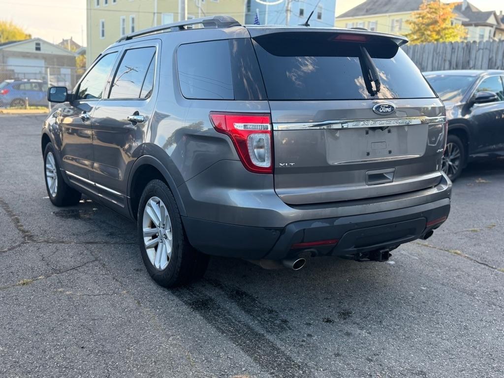 Ford Explorer XLT 4WD 2012