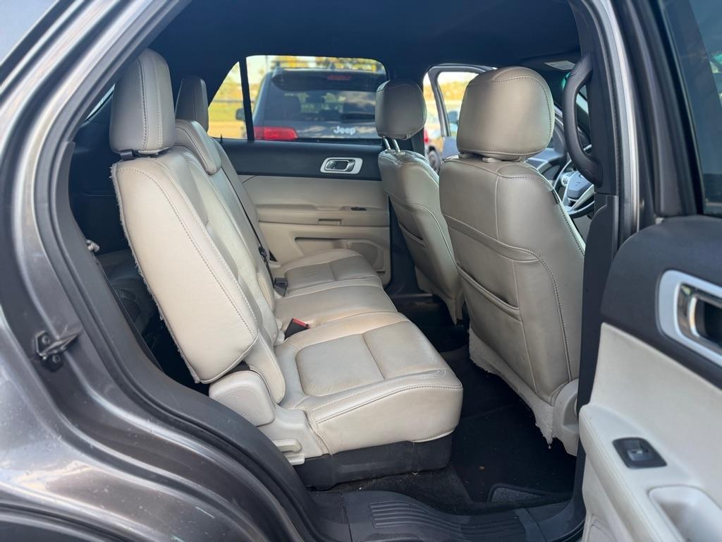 Ford Explorer XLT 4WD 2012