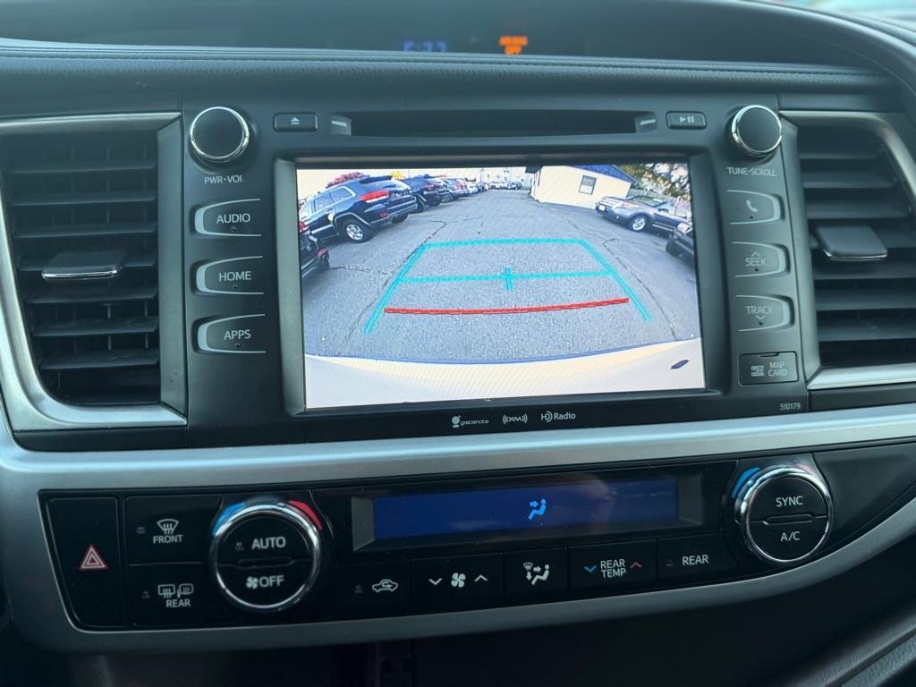Toyota Highlander SE AWD V6 2017