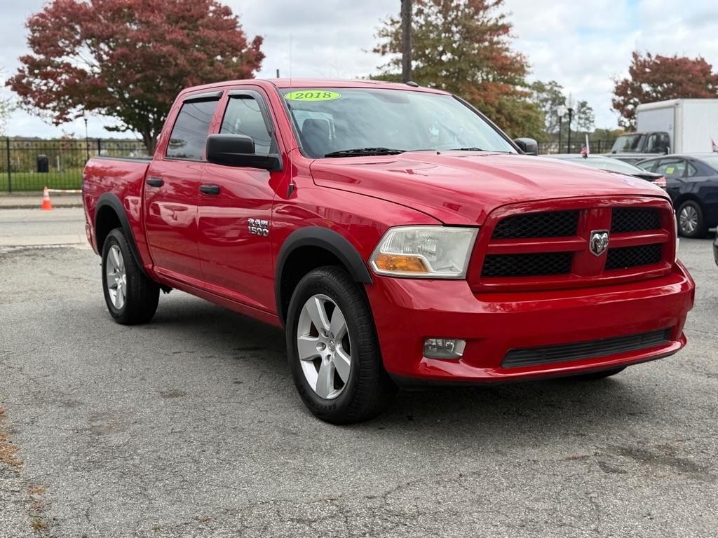 RAM 1500 Tradesman Crew Cab SWB 4WD 2018