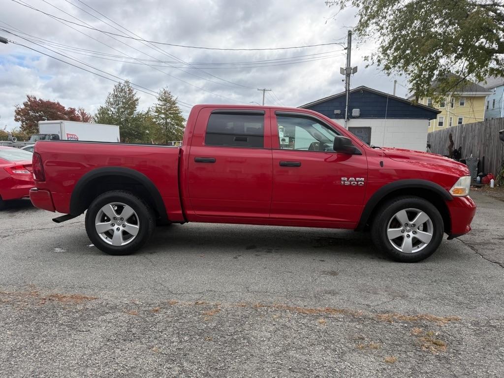 RAM 1500 Tradesman Crew Cab SWB 4WD 2018