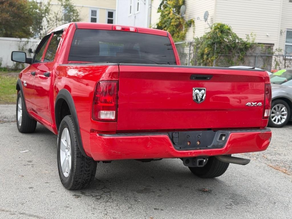 RAM 1500 Tradesman Crew Cab SWB 4WD 2018