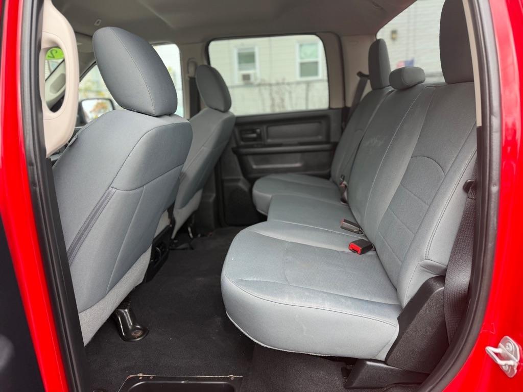 RAM 1500 Tradesman Crew Cab SWB 4WD 2018