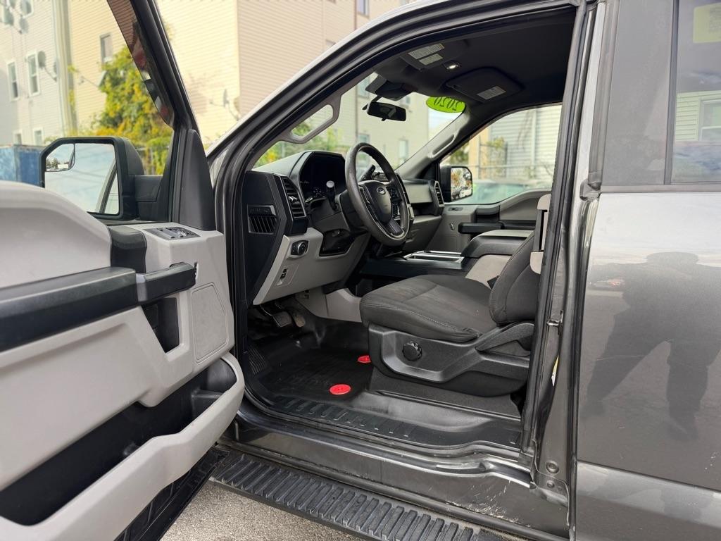 Ford F-150 XL SuperCab 8-ft. Bed 4WD 2020