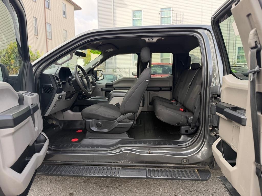 Ford F-150 XL SuperCab 8-ft. Bed 4WD 2020