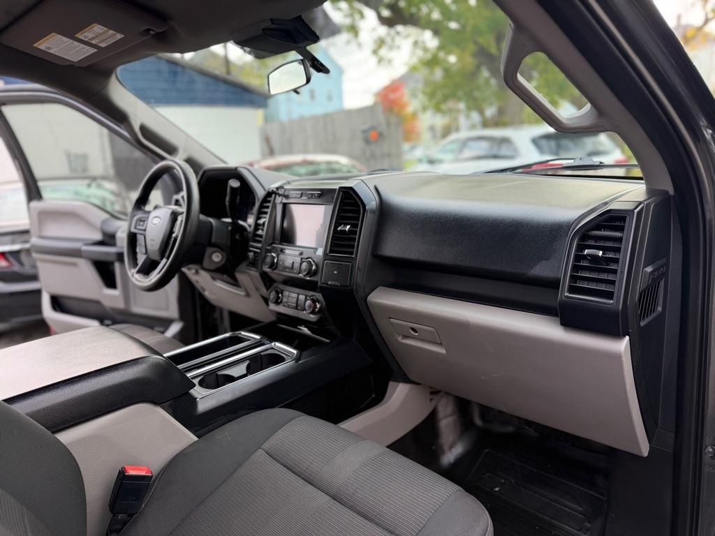 Ford F-150 XL SuperCab 8-ft. Bed 4WD 2020