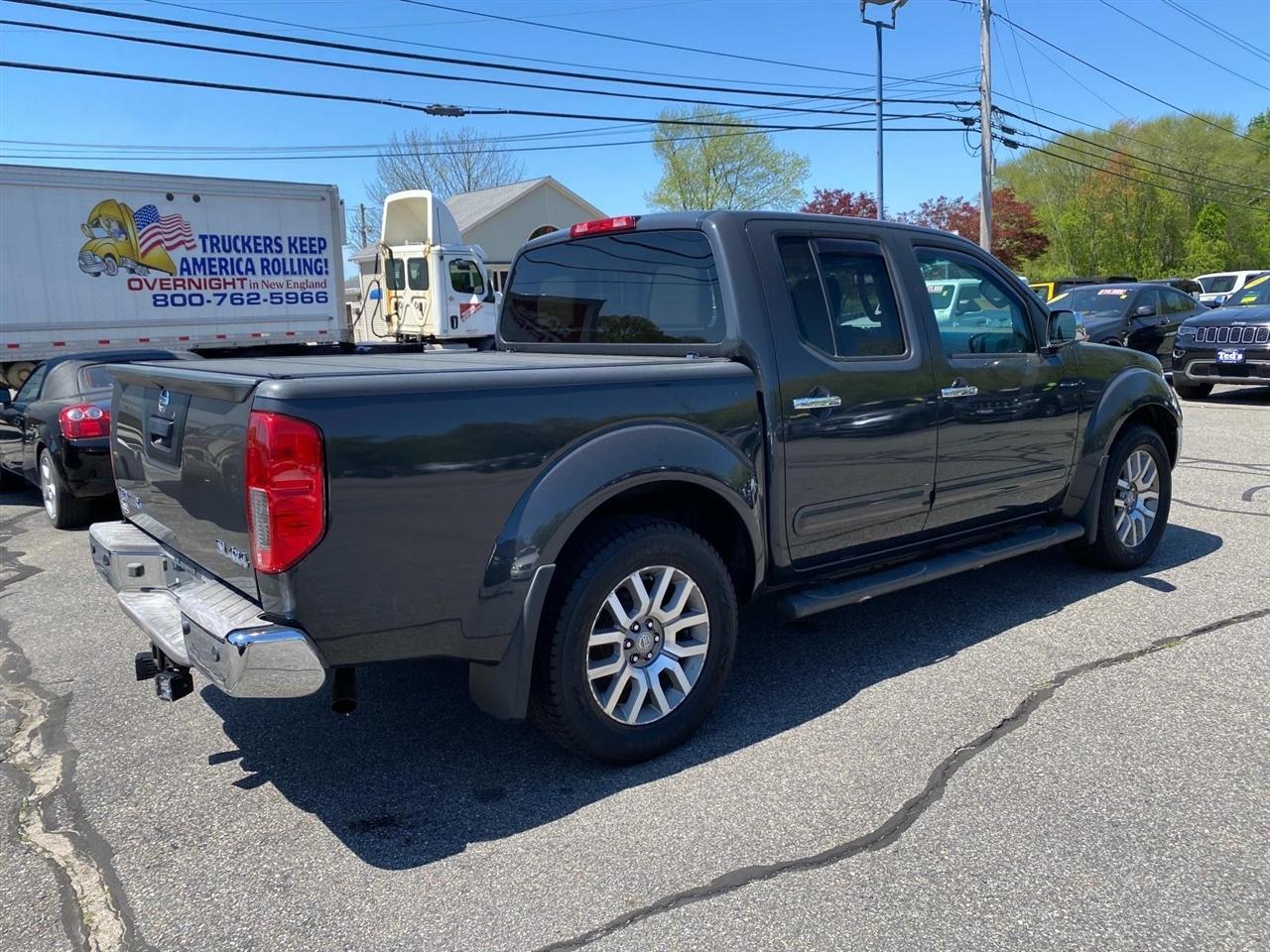 Nissan Frontier  2013