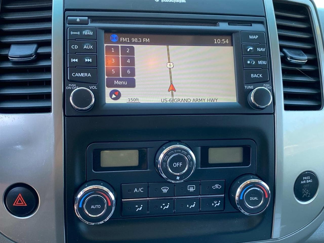 Nissan Frontier  2013