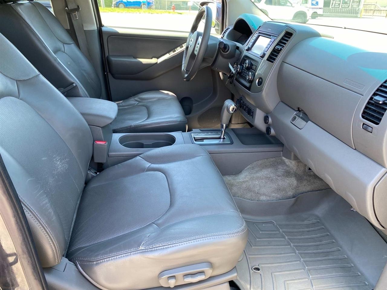 Nissan Frontier  2013