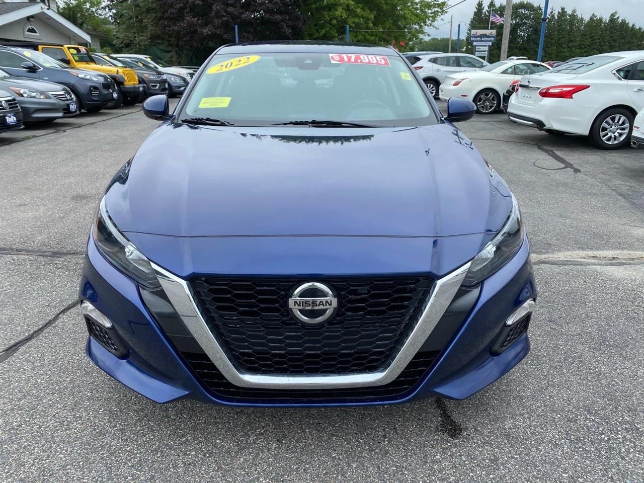 Nissan Altima  2022