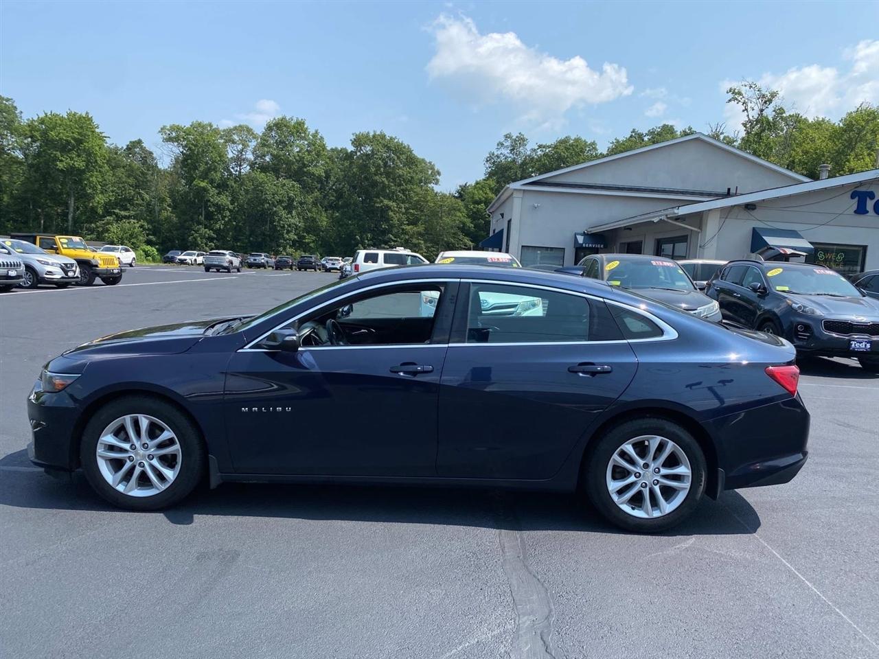 Chevrolet Malibu  2016